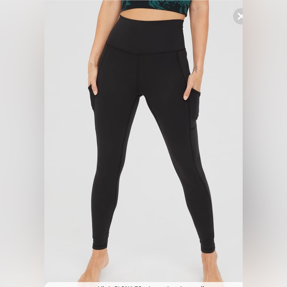 Aerie Offline Black High-Waisted Pocket Leggings | Hugger | Sz Large - Picture 2 of 7